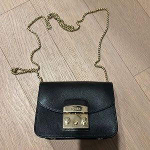 Furla mini metropolis crossbody